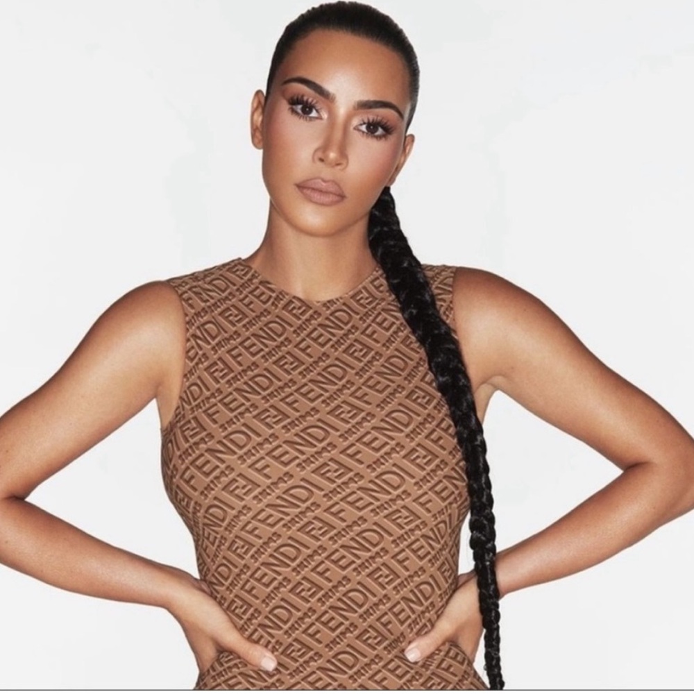 Fendi x SKIMS High Neck Bodysuit in California Tan Large - Picture 2 of 13